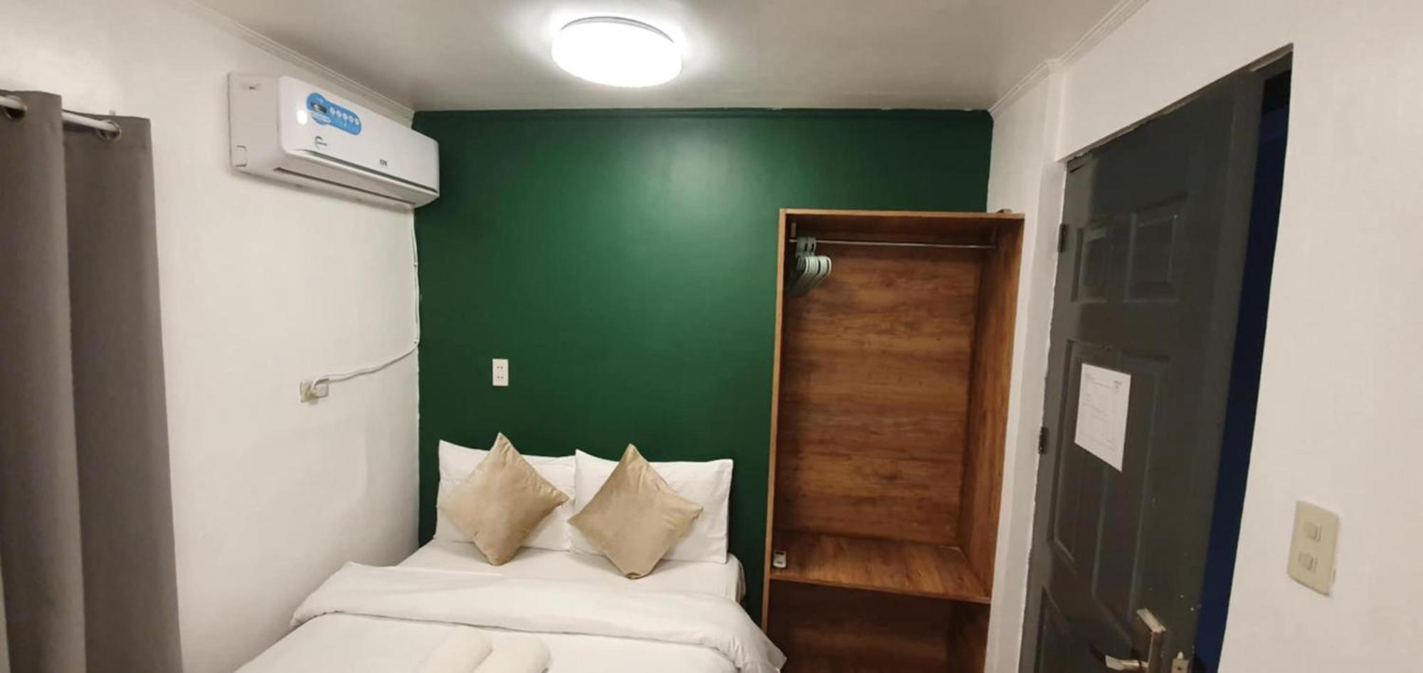 Aj Tourist Inn Coron Exteriér fotografie