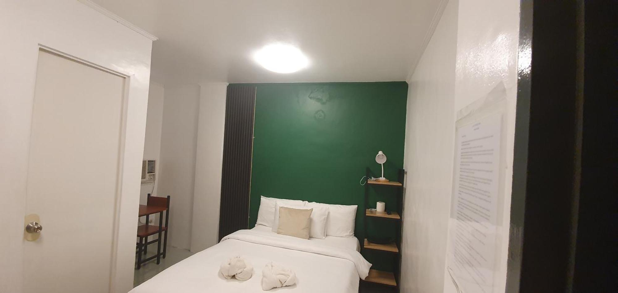 Aj Tourist Inn Coron Exteriér fotografie